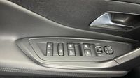 Peugeot 308 1.5 BlueHDi 130ch S&S Allure — photo 28