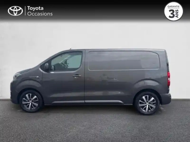 Toyota Proace medium 75kwh business electric rc21 — photo 3