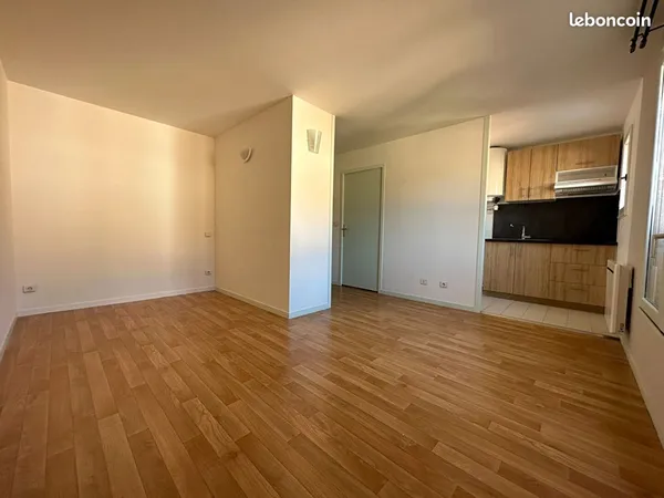 Studio 1 pièce 25 m²