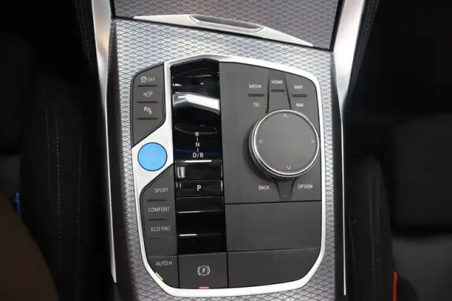 Bmw I4 edrive40 — photo 14