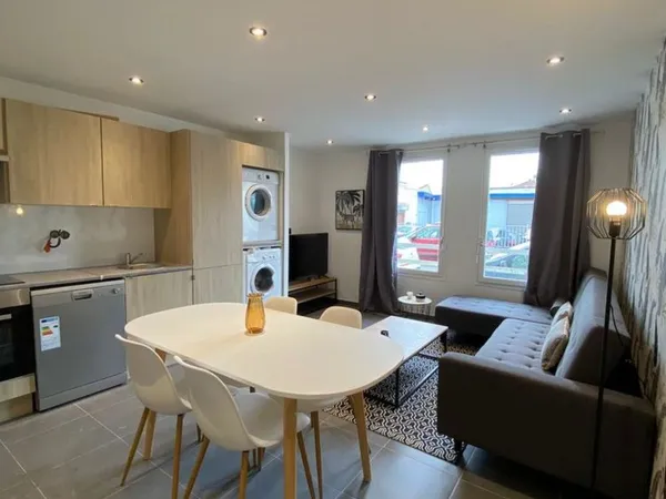 80m2, appartement à la 569euros villeurbanne