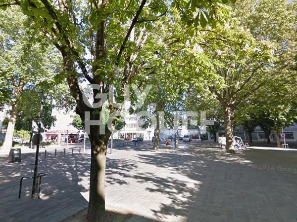 TOURS LES HALLES