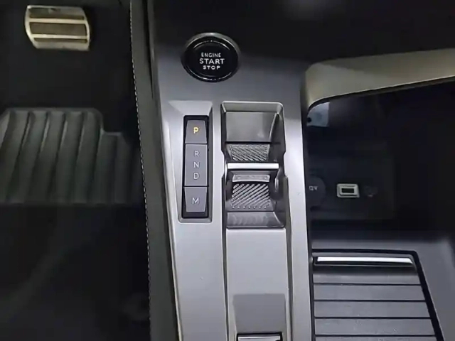 Peugeot 308 hybrid 136 e-dcs6 — photo 34
