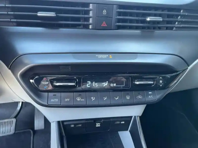 Hyundai I20 1.0 t-gdi 100 dct-7 hybrid 48v — photo 22