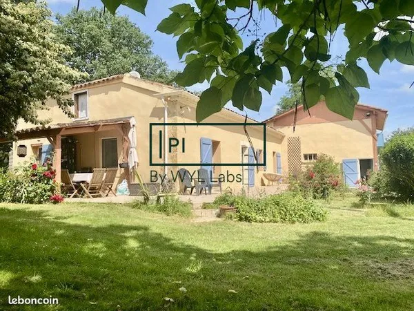 Propriété 6 pièces 145 m²