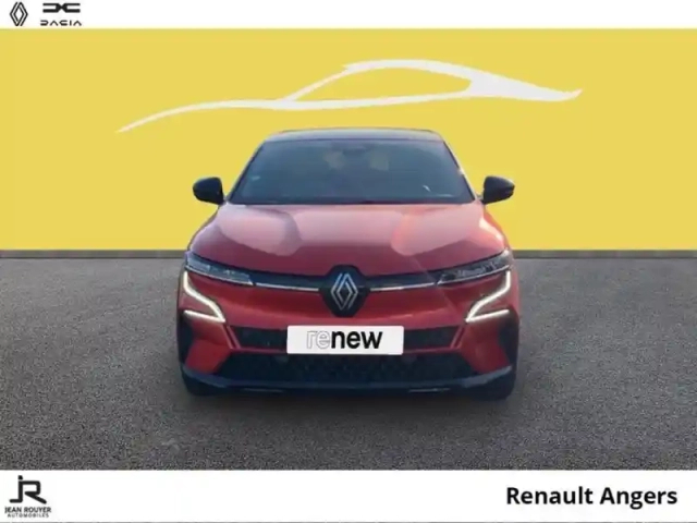 Renault Megane e-tech electric ev60 220ch techno optimum charge — photo 9