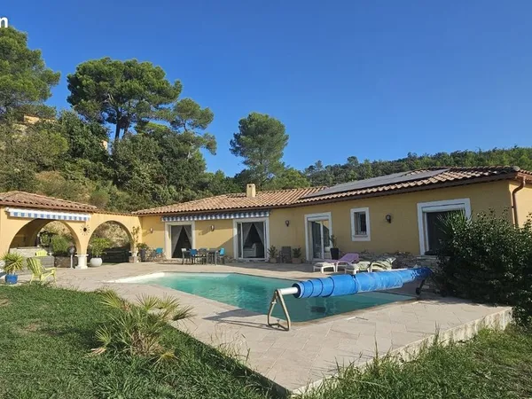 Villa 5 pièces 168m²