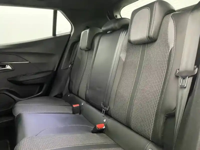 Peugeot 2008 puretech 130 s&amp;s eat8 — photo 98