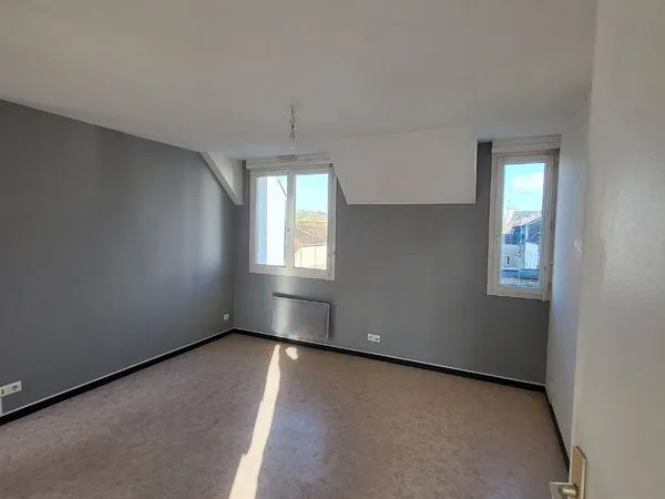 Loue Appartement T2 39 m2 Carhaix Centre