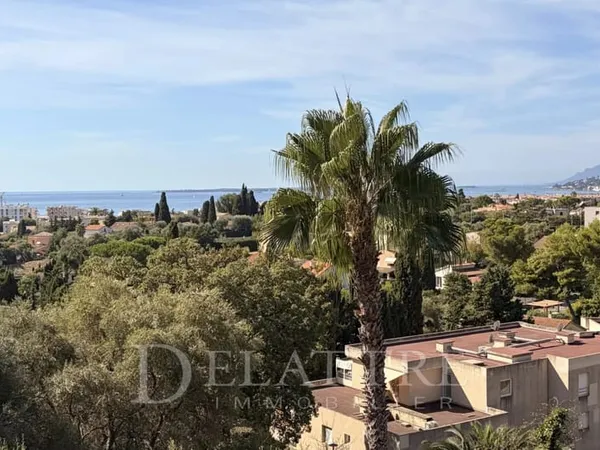 ANTIBES VUE MER