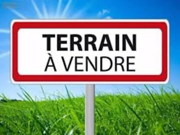Terrain 750 m²