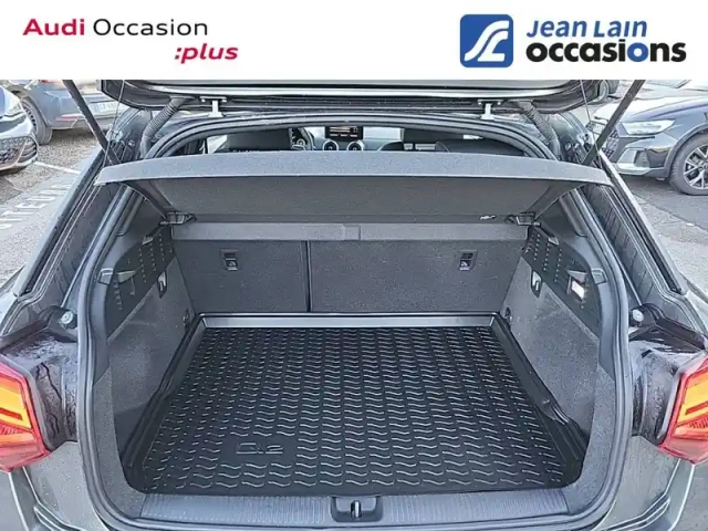 Audi Q2 35 tdi 150 s tronic 7 — photo 30