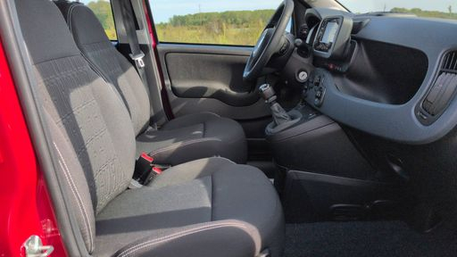 Fiat Panda 1.0 BSG Hybrid 65 - Icone – 2026 – 30 km – Hybride essence – Boîte Manuelle — photo 16
