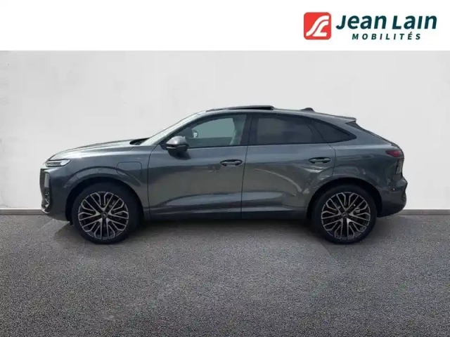 Audi Q3 sportback e-hybrid 272 ch s tronic 6 — photo 8