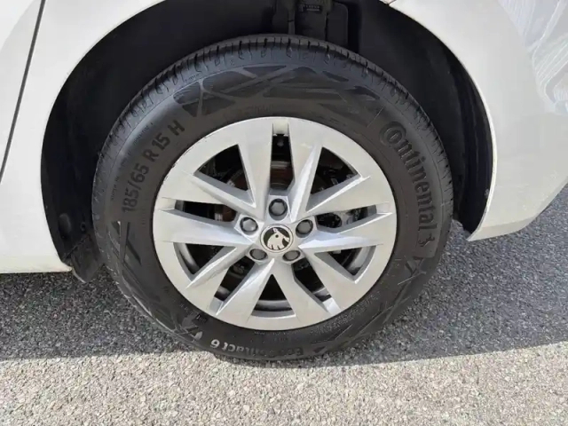 Skoda Fabia 1.0 tsi 110 ch dsg7 — photo 12