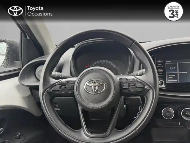 Toyota Aygo x 1.0 vvt-i 72ch dynamic — photo 13
