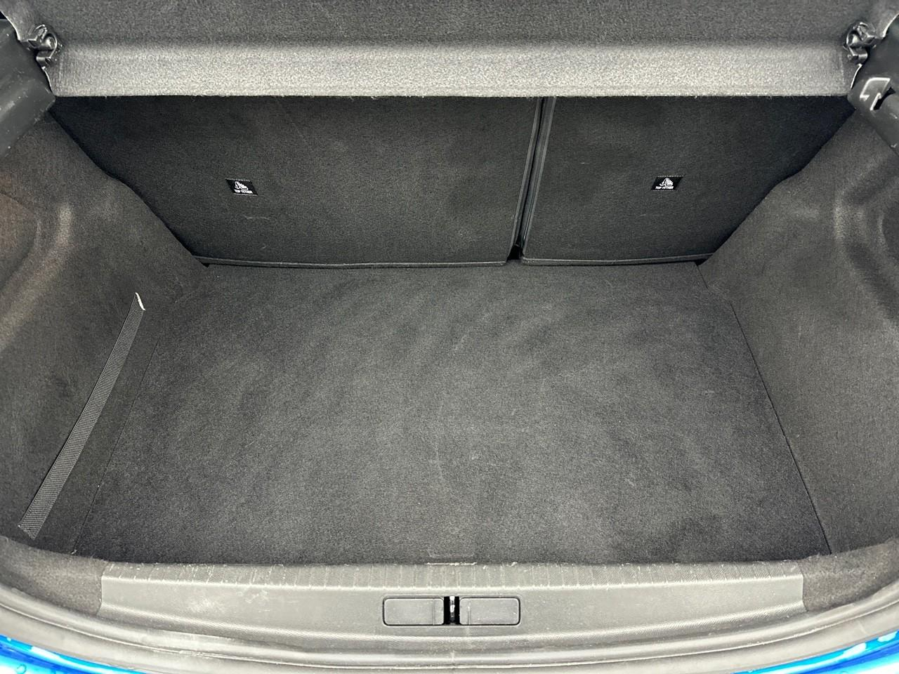 Peugeot 208 puretech 100 s&s eat8 gt — photo 6