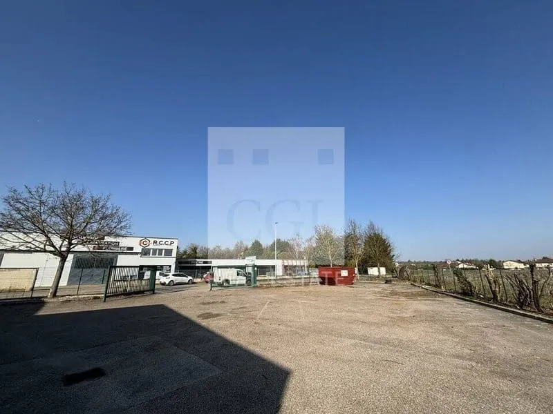 Photo 3
