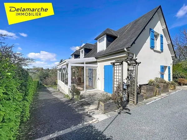 A vendre maison d'habitation avec sous-sol - Bourg de Hambye173m² habitable.