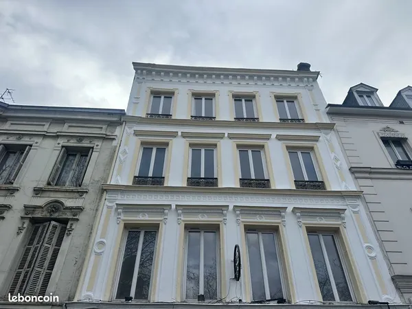 Studio 1 pièce 37 m²