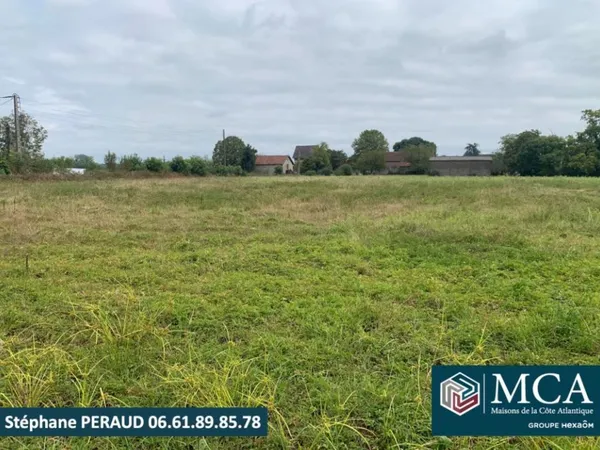 Terrain 735 m²