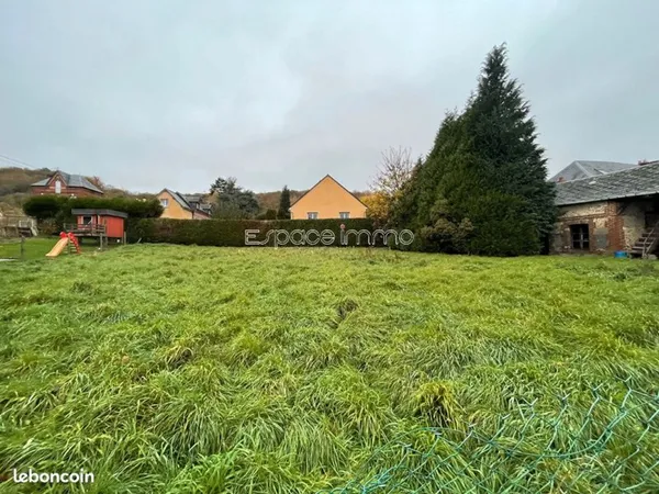 Terrain 882 m² MONTVILLE