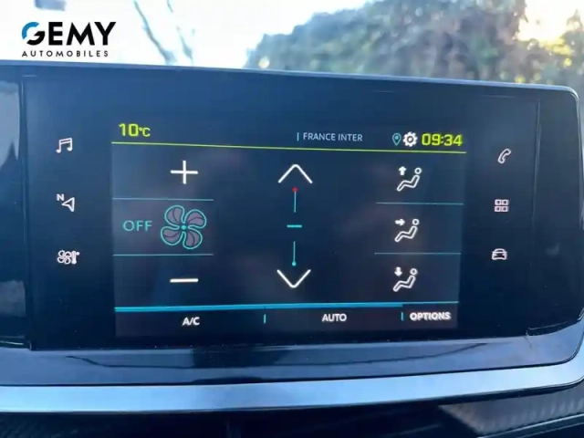 Peugeot 2008 electrique 136 ch — photo 32
