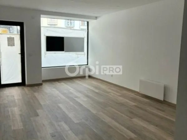 Local commercial 48 m²