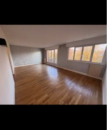 Appartement 80m2 avec balcon