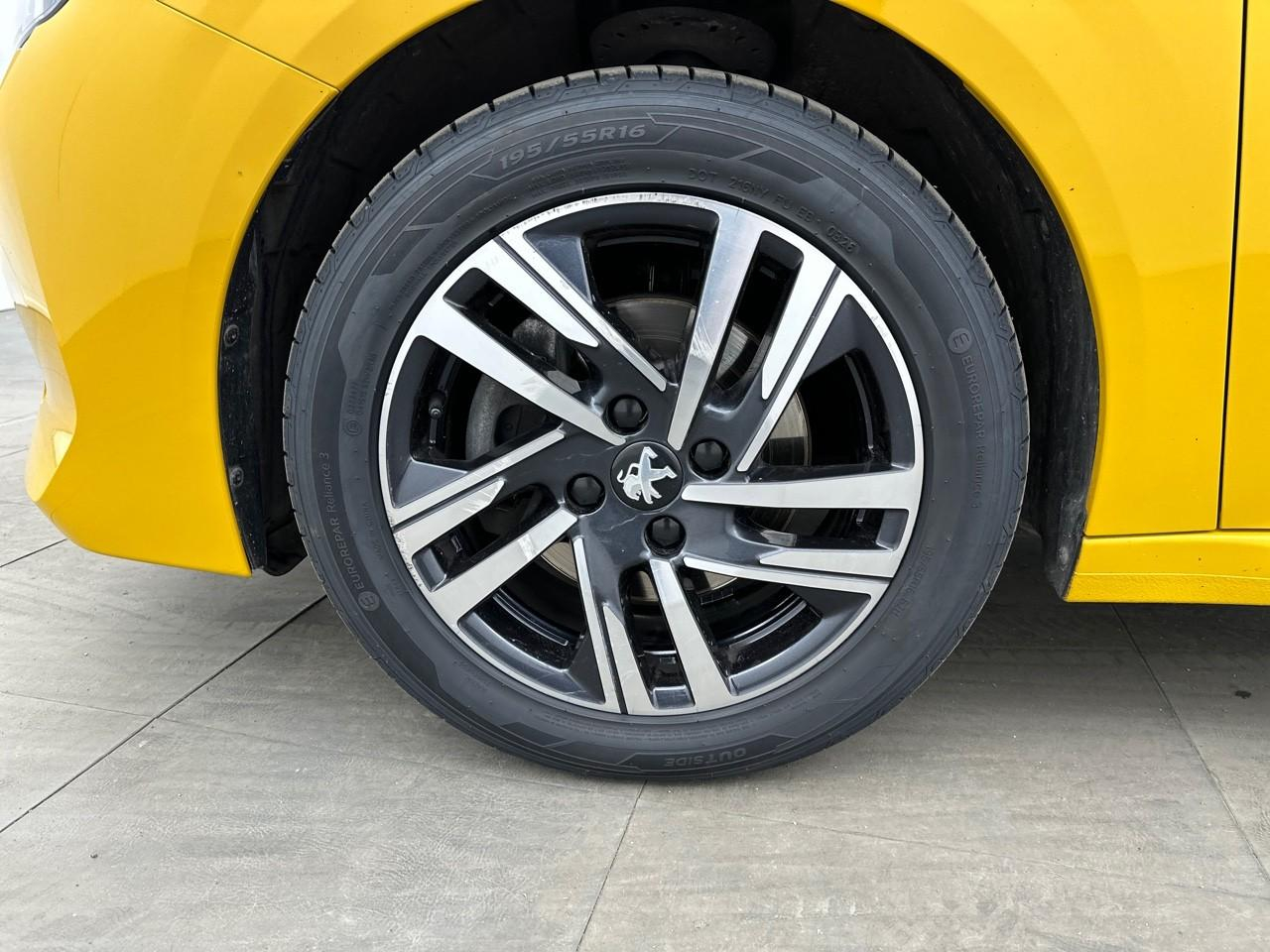 Peugeot 208 puretech 100 s&s bvm6 style — photo 14