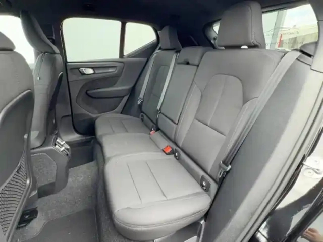 Volvo Ex40 single extended range 252ch plus — photo 8