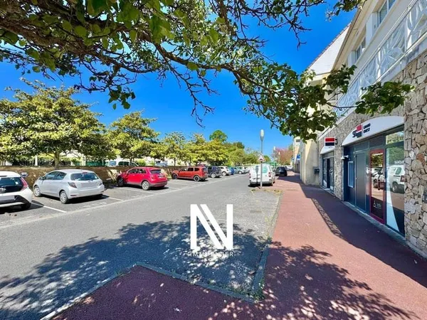 Parking 125 m²