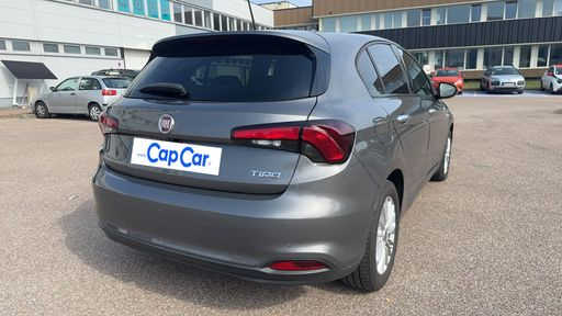 Fiat Tipo Cross 1.6 MultiJet 130 - Pack – 2021 – 81398 km – Diesel – Boîte Manuelle — photo 14