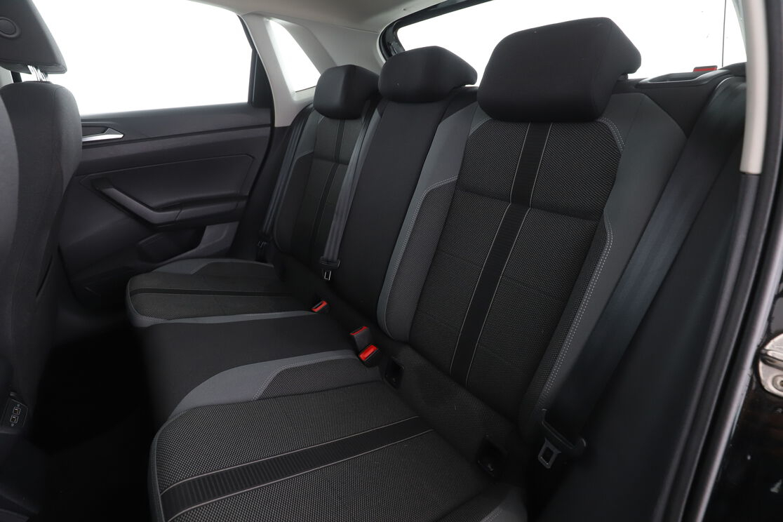 Volkswagen Polo 1.0 TSI — photo 14
