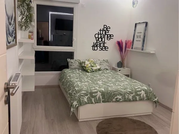 Chambre privative en colocation à 30 secondes de Genève - 950 charges comprises