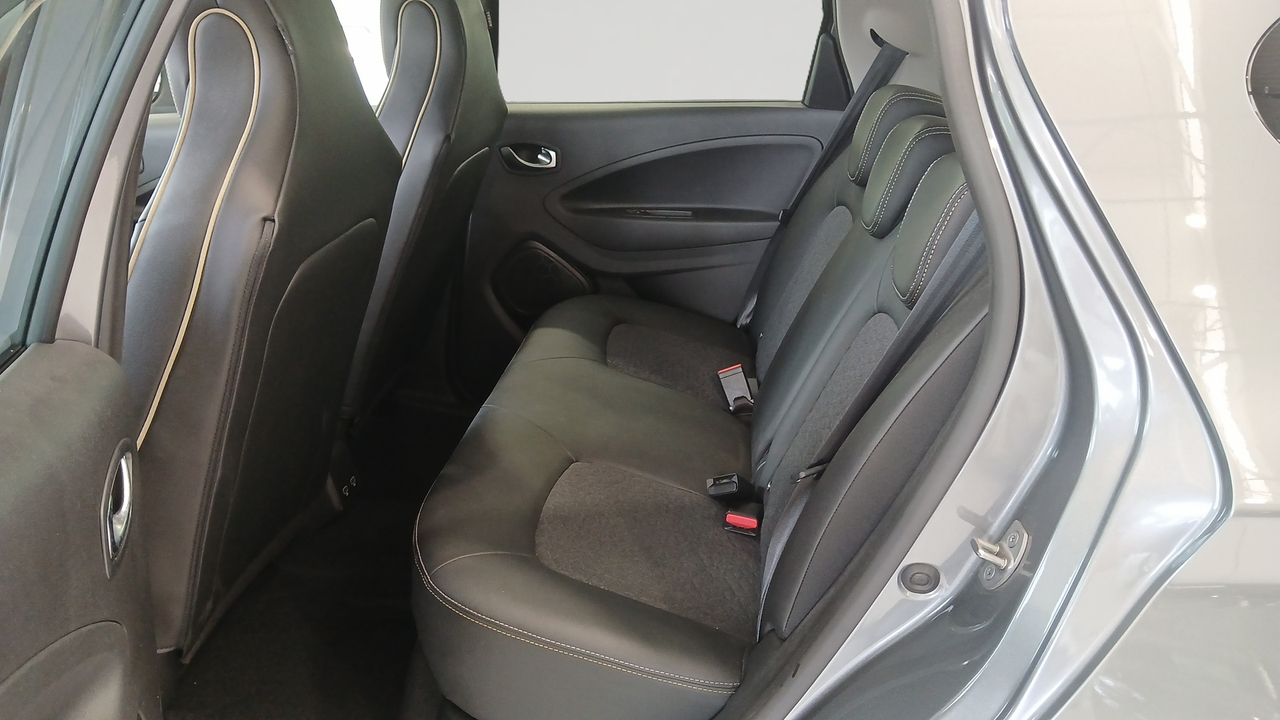 Renault Zoe R135 - MY22 — photo 12