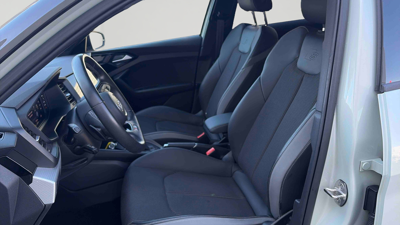 Audi A1 Sportback 30 TFSI 110 ch S tronic 7 — photo 11