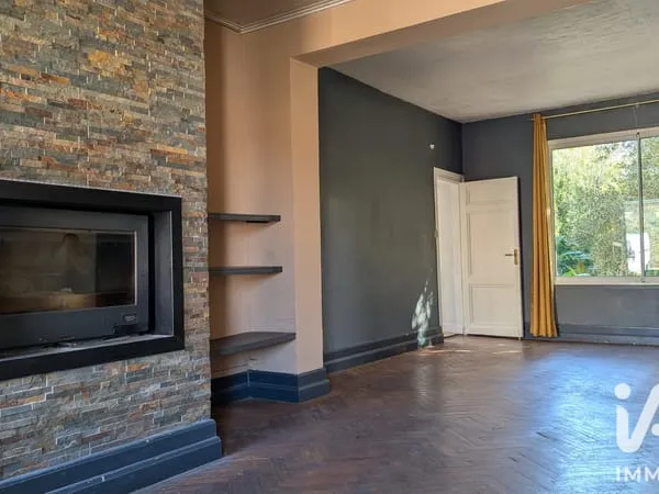 Maison 8 pièces 218 m²
