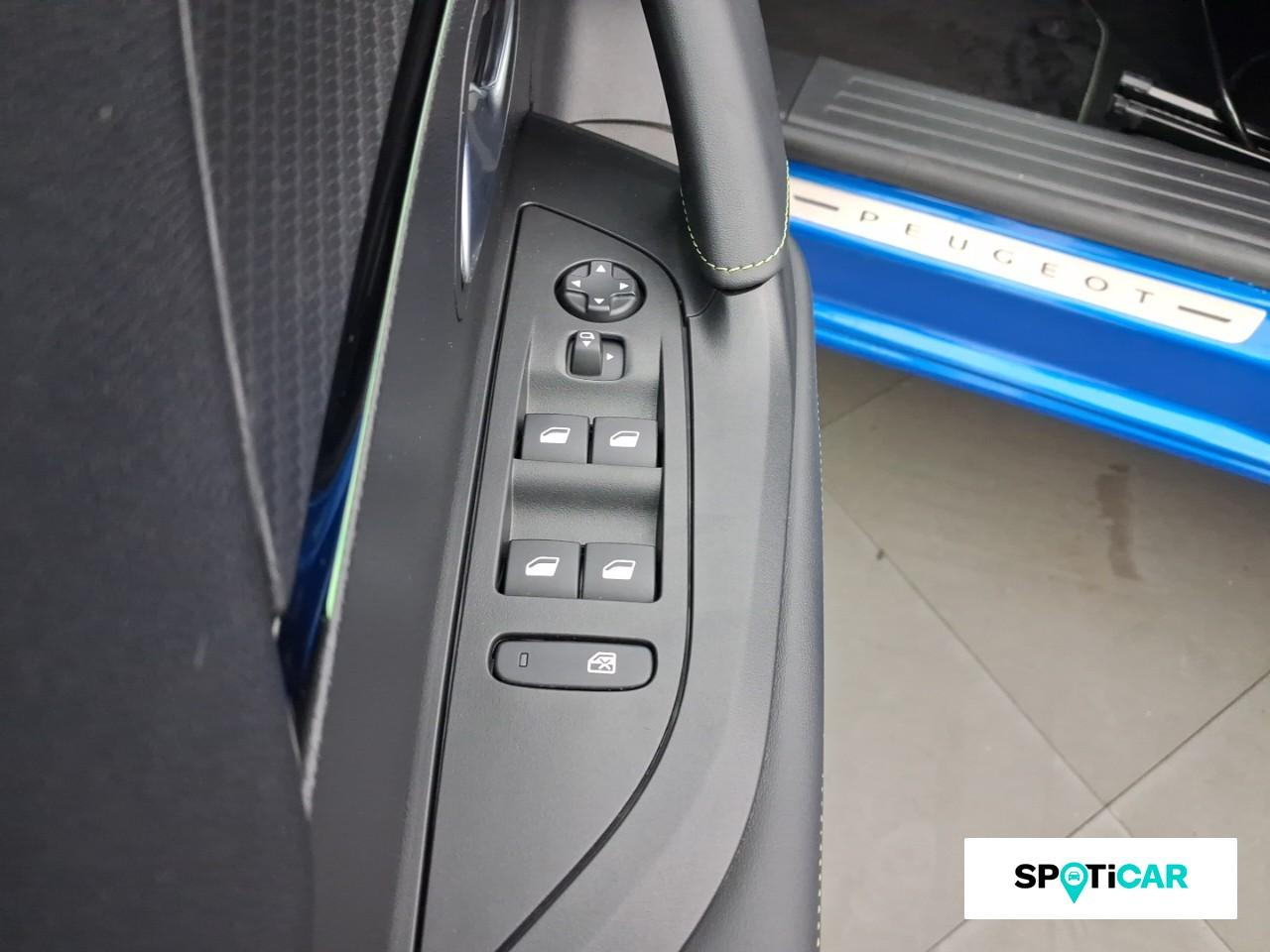 Peugeot 2008 1.2 puretech 130ch s&s gt — photo 19