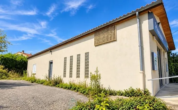 Cournon-D'Auvergne, 135 M², Parcelle 580 M², Emplacement À Forte Visibilité