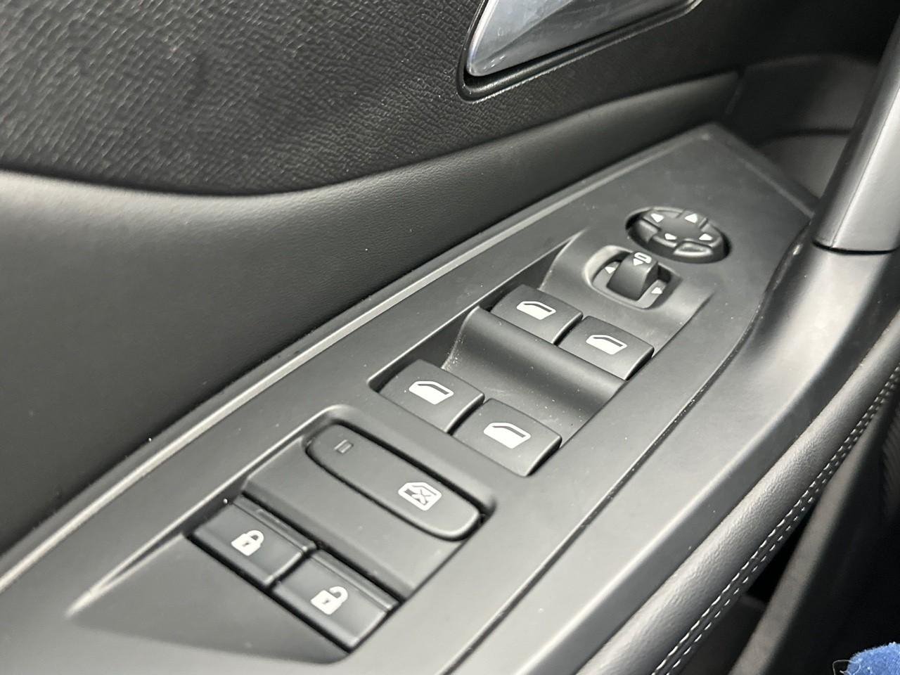 Peugeot 308 bluehdi 130ch s&s eat8 allure — photo 16