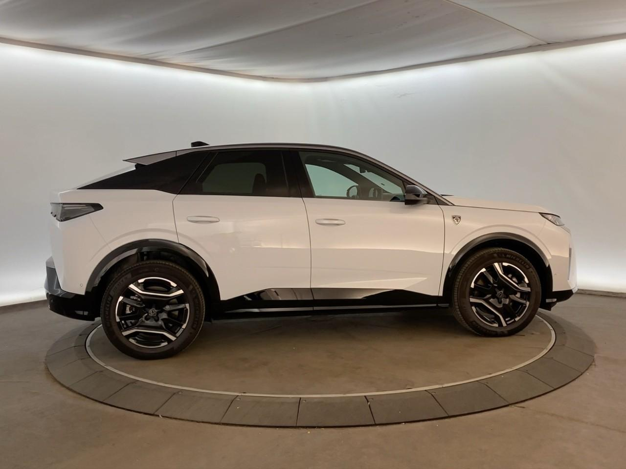 Peugeot 3008 electrique 210 ch 73 kwh gt — photo 4
