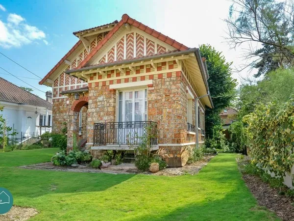 Villa 6 pièces 130 m²
