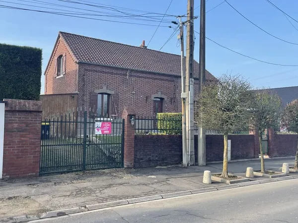 Maison individuelle secteur Beaumont 2 chambres possibilité
