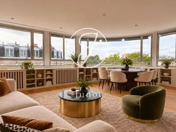 Appartement 3 pièces 103 m²