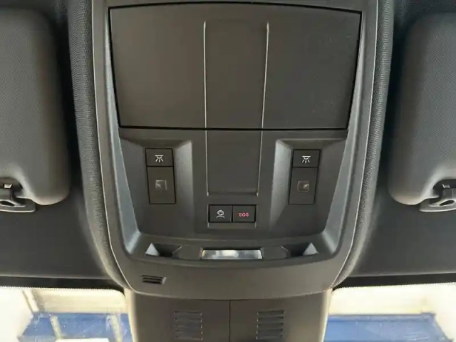 Peugeot 3008 hybrid 145 e-dcs6 — photo 39