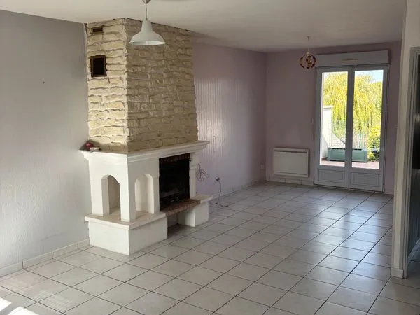 Maison à louer - Vitry la Ville