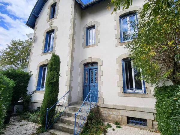 Maison 9 pièces 130 m²
