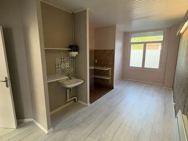 Local professionnel / paramédical à bucquoy (62116)