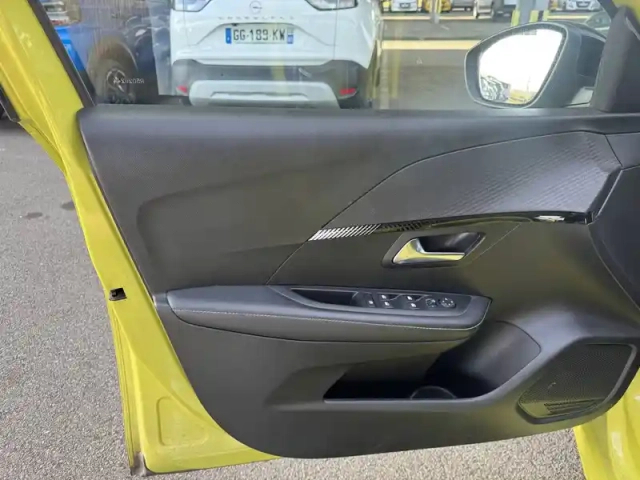 Peugeot 208 puretech 100 s&amp;s bvm6 — photo 5